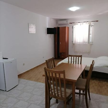 Apartmani Gajeta Biograd Na Moru Exterior foto